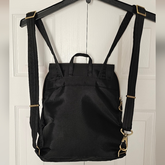 Travelon secure backpack - Picture 3 of 6